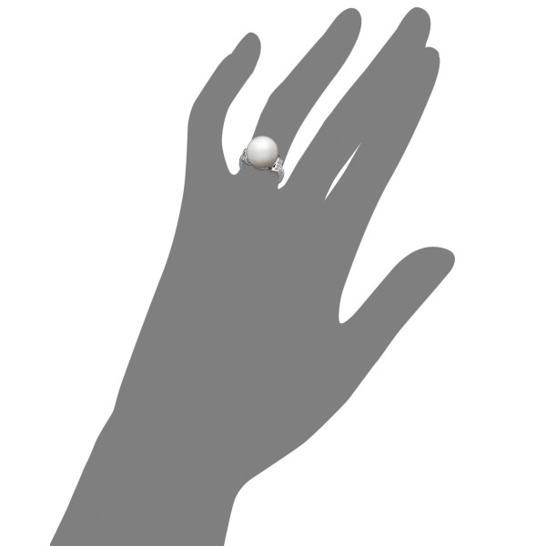 Cultured South Sea Pearl (13mm) and Diamond (1/4 ct) Ring